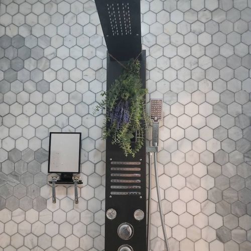 Photo shared with this review example